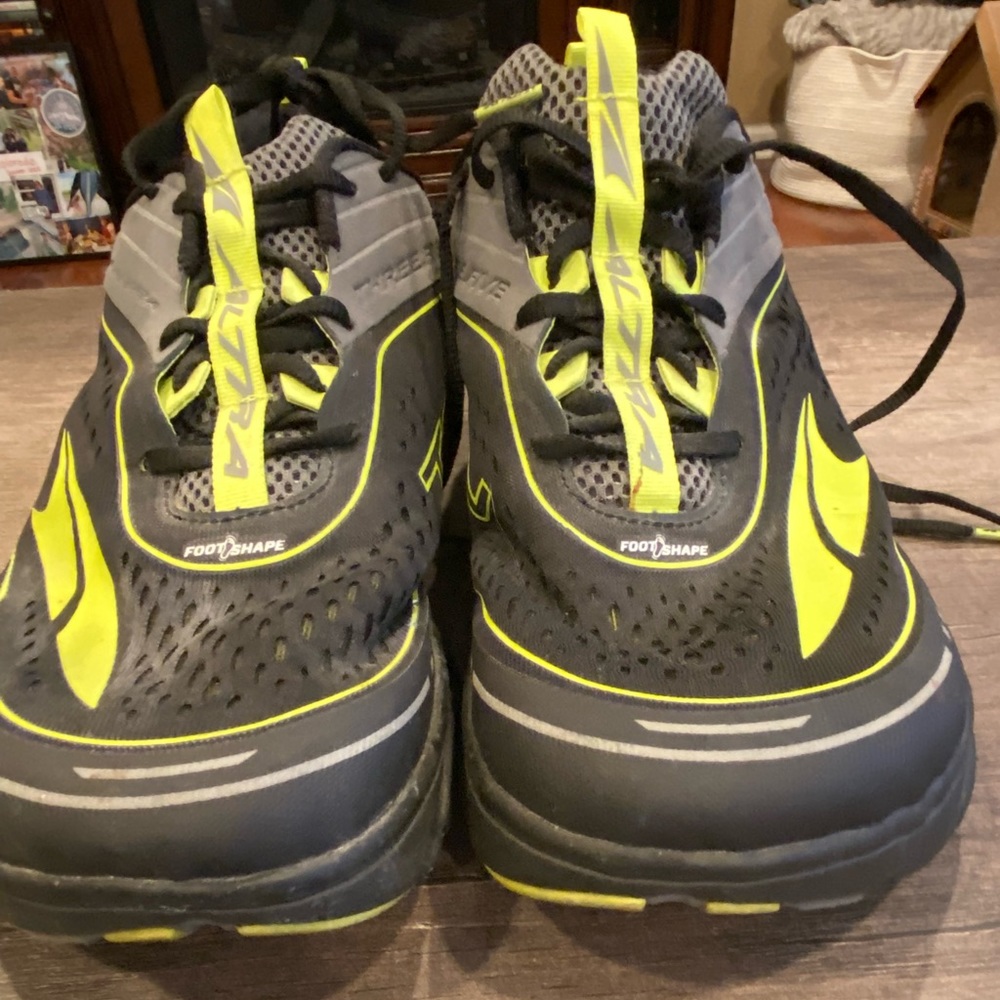 Men’s Altra Torrin shoes. Size 11.5